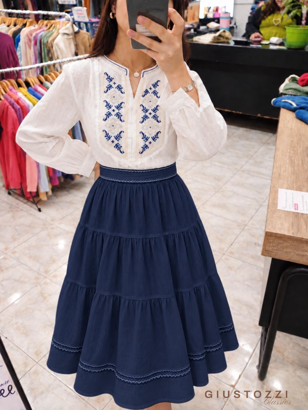 BLUSA ADALIA BORDADA -premium-